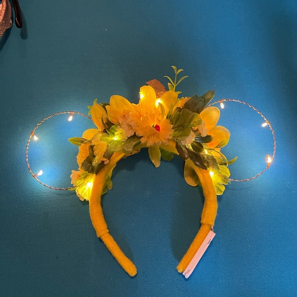 Beauty and the beast light up Mickey ears - Picture 2 of 3